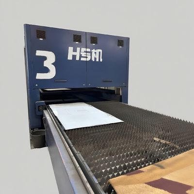 좋은 가격 3000W Fiber Laser Cutting Machine 4000x1500mm Servo System 온라인으로