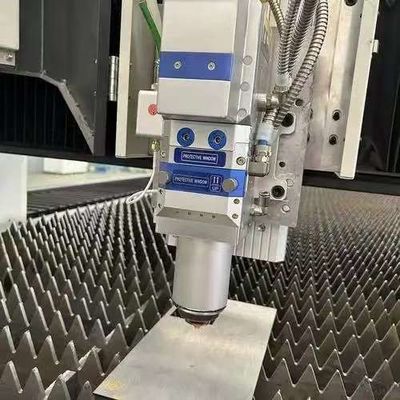가구 기계 항공우주 및 전자 산업용 3KW 고전력 정밀 CNC 금속 가닥 레이저 절단 기계